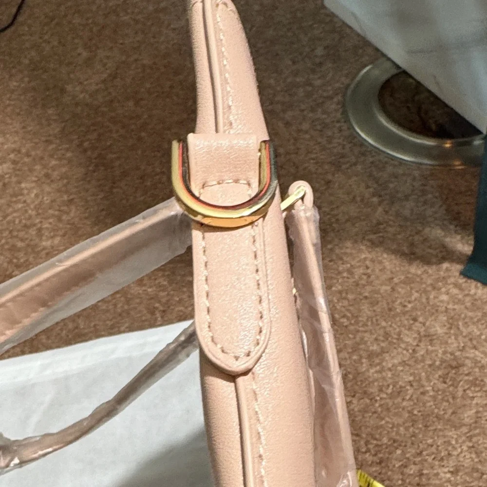 New New Michael Kors Light Pink Logo Tote Front Pocket Dust Bag Faux Leather